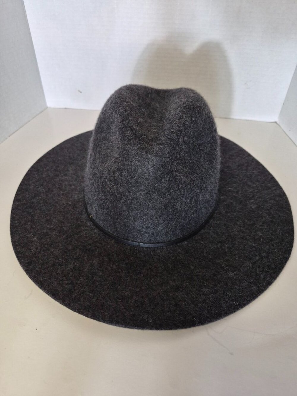 Banana Republic Grey Wool Outdoor City Classic Travel Work Casual Fedora Hat